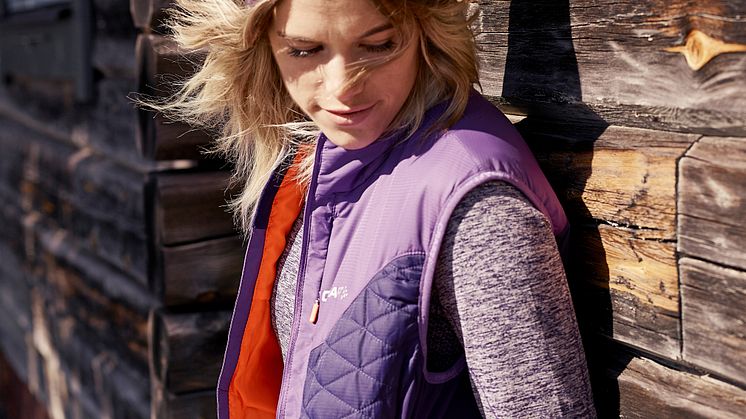 Active Comfort round neck long sleeve and Insulation Vest - Color: Dynasty