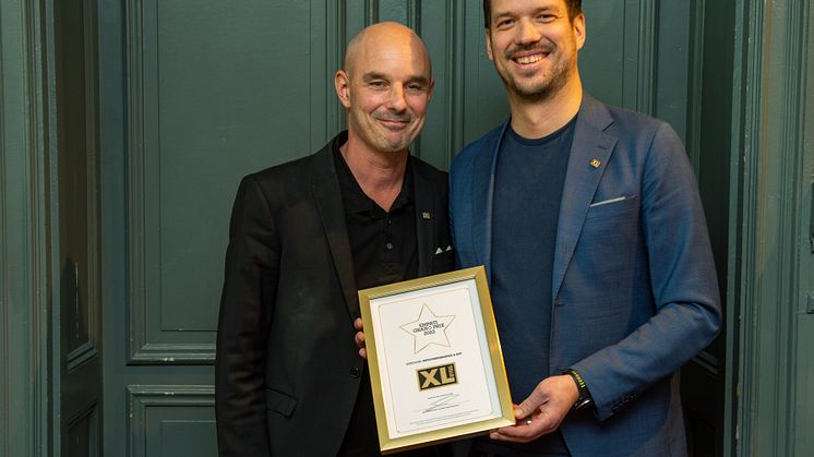 Från vänster, Mischa Moszkowicz, Marknadschef XL-BYGG och Henrik Abraham, Kommunikationsansvarig Mestergruppen. Fotograf: Göran Furbrink.