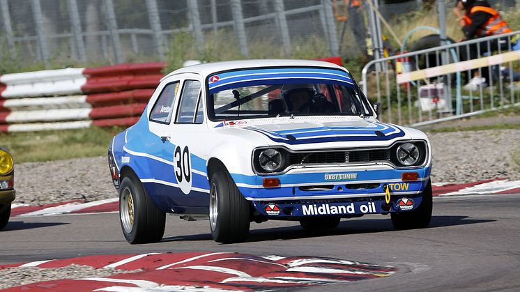 Ford Escort RS med Cosworth motor som spinner som en katt med Midland Performance 20W-50 i motorn.