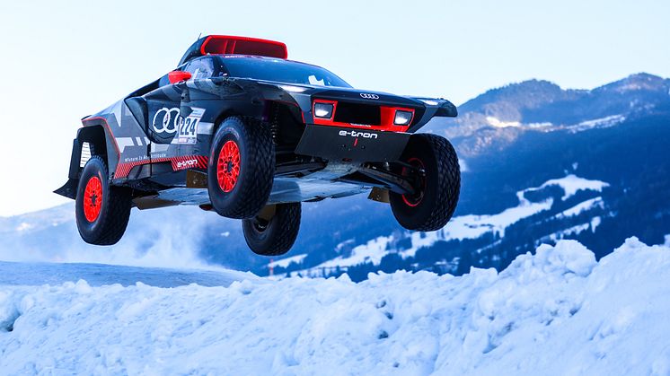 Ken Block tester Dakar-raceren Audi RS Q e-tron