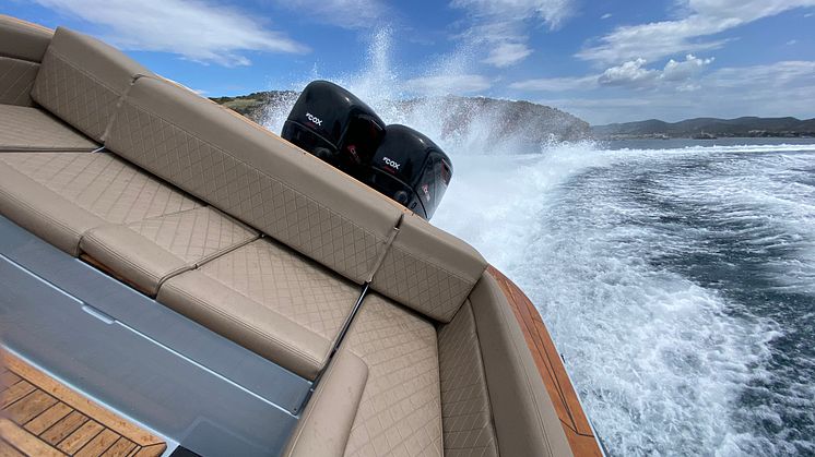The CXO300 was the world's first 300hp diesel outboard engine