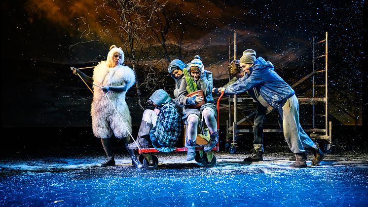 Teater Västernorrlands föreställning BARNEN FRÅN FROSTMOFJÄLLET har spelat för fullsatta salonger sedan premiären i december.