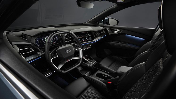 Audi Q4 e-tron interiør med touchbetjening på rattet