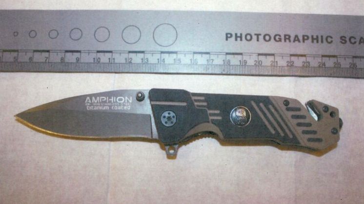 Tobacco, drugs and knives smuggler jailed (SE 04.17)