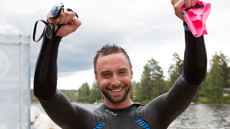 Måns Zelmerlöw efter målgång