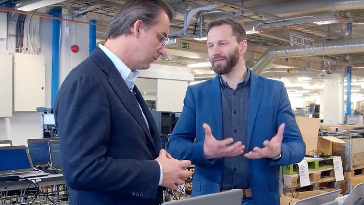 Hos Inrego. Sasja Beslik, Nordea och Jonas Karlsson, Inrego. 