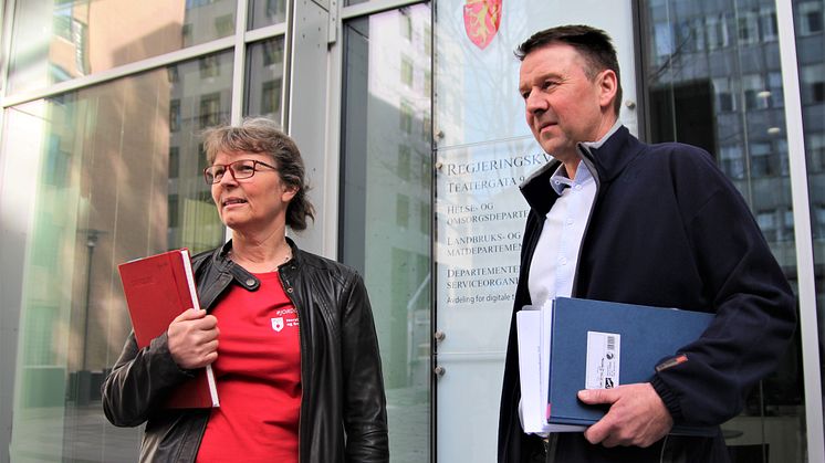 Kjersti Hoff og Lars Petter Bartnes tidligere i årets jordbruksforhandlinger.  