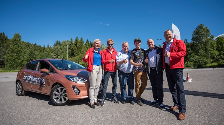 Fra pressekonferansen hvor Ford Motor Norge og forsikringsselskapet If lanserer et unikt opplæromgsprogram for unge sjåfører Ford Driving Skills for Life