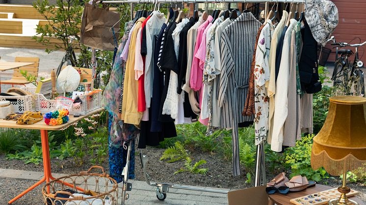Black Friday Detox Day vill få fler att välja second hand framför fast fashion.