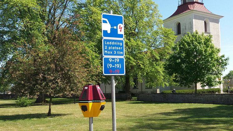 Mörbylånga kommun och Bee i samarbete om elbilsladdning