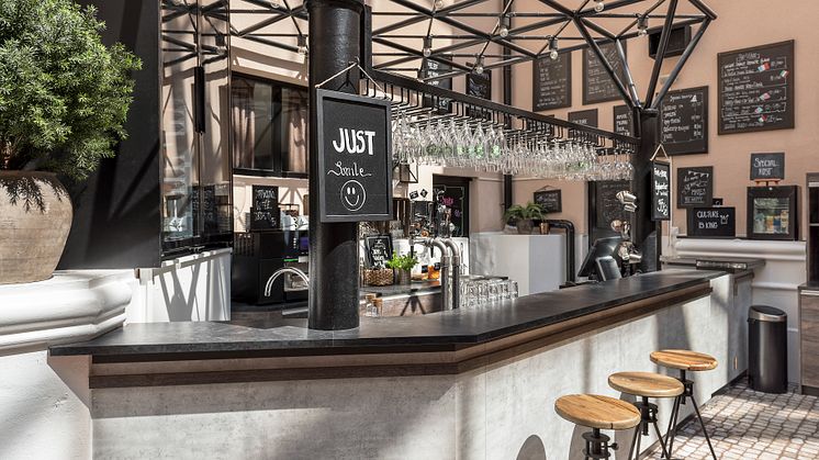 Restaurant-bar-Clarion-Collection-Hotel-Victoria-1