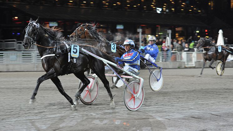 Solvalla: V75 och Extra V75 med Kriteriet, Oaks och Europaderbyt