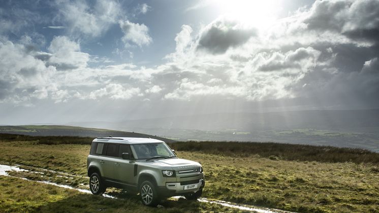 LR_DEF_PHEV_21MY_090920_10_ND