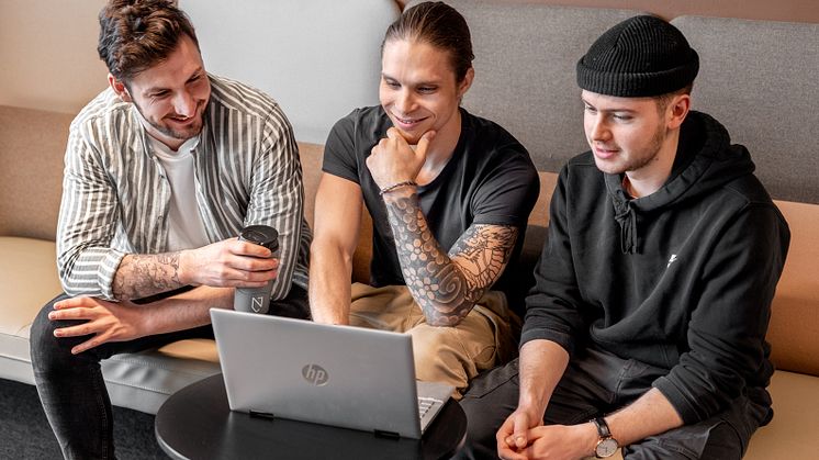 Oversikt over ledige studieplasser hos Noroff