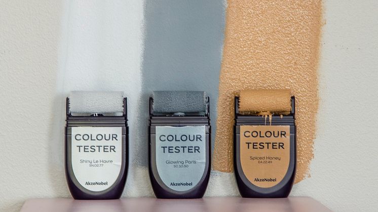 Colour Tester hos @aimforhappiness