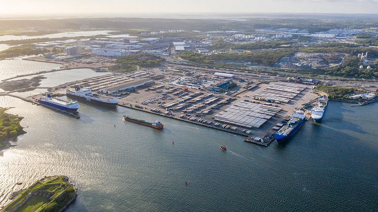 I Göteborgs hamns roroterminal är Brexitfrågan som mest aktuell. Terminalen har daglig UK-trafik med bl.a. råmaterial och komponenter till svensk industri, konsumtionsvaror och livsmedel. Till UK skeppas bl.a. stora mängder stål och papper.