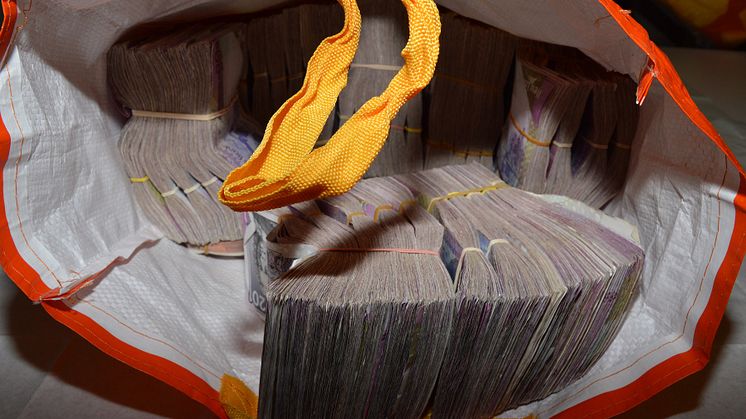 Cash seized by HMRC 2