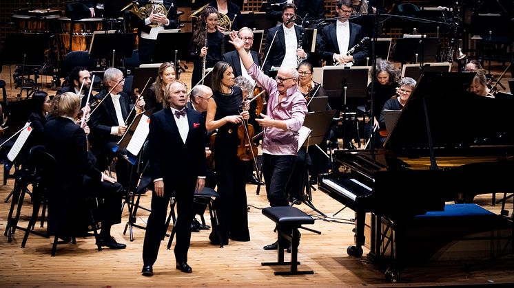 Mozart Pianokonsert nr 22 med Roland Pöntinen