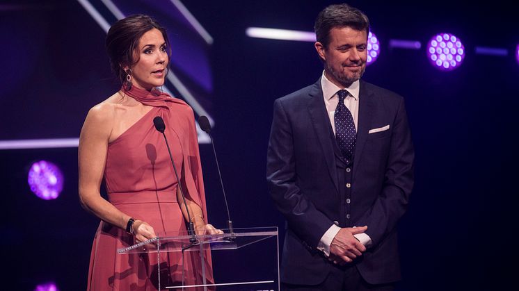 D.K.H. Kronprins Frederik og Kronprinsesse Mary ved Kronprinsparrets Priser 2019 i ODEON i Odense.