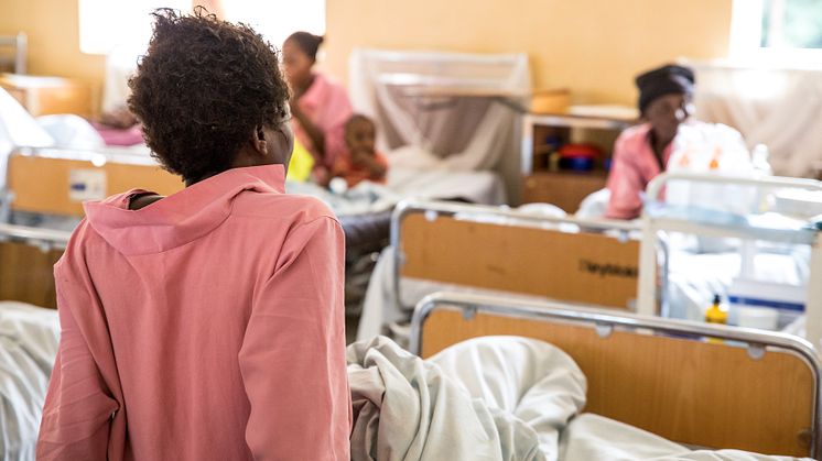 På Panzisjukhuset får de kvinnor och barn som utsatts för grovt sexuellt våld vård och stöd.