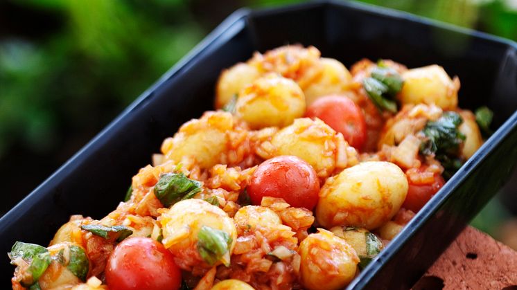 Månadens recept mars - Mustig potatis- och tomatsallad