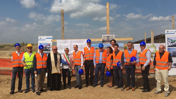 Local officials, religious leaders, other guests and Cavotec management at yesterday's ceremony.