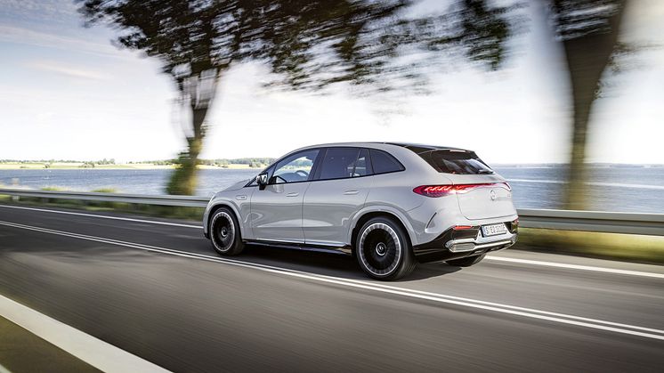 Mercedes-AMG EQE SUV