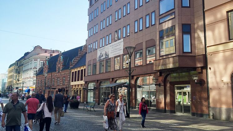 Fasadvy av fastigheten Oscar 28 i centrala Malmö