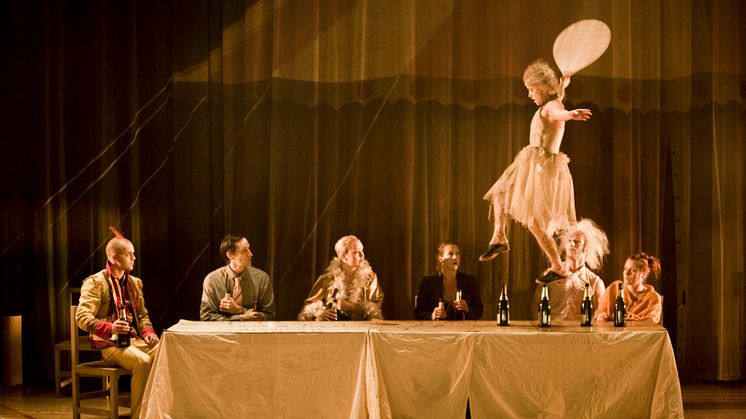 Pressbild: Inside out med Cirkus Cirkör feat. Irya's Playground