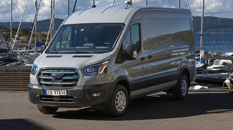 Ford E-Transit 2022