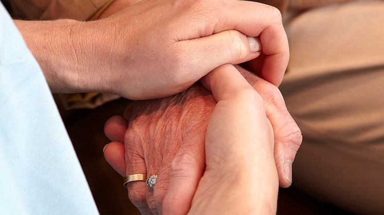 Boende erbjuds kroppsterapi för ökad rörlighet 