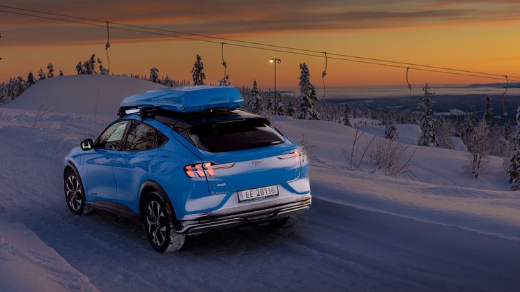 Ford Mustang Mach-E Vinter 2022