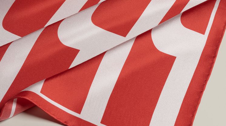 RR_Collection_CB_Scarf_190225_03.jpg
