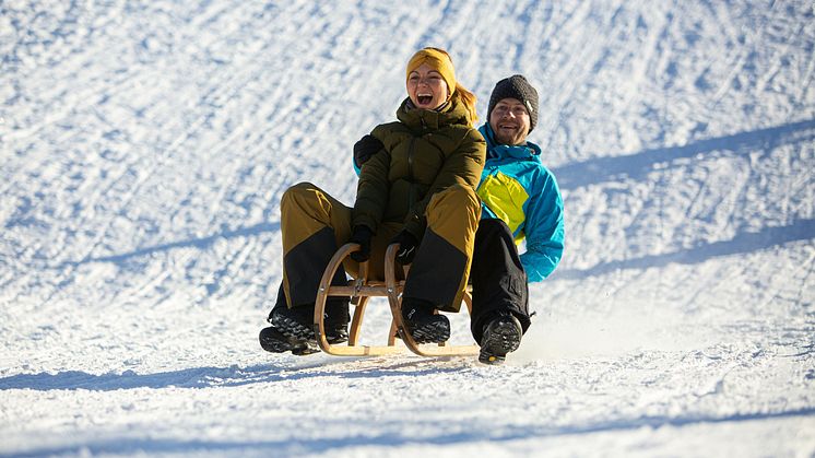 Winterspaß_Schnee_Familie Foto TVE-Studio2media _5DE_4478.jpg