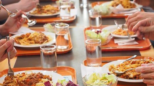 ​Thousands of children to benefit from food vouchers and extra support this Christmas