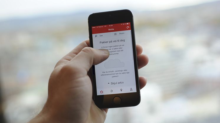 Med Postens sporingsapp kan du følge pakken din underveis. FOTO: Birger Morken / Posten