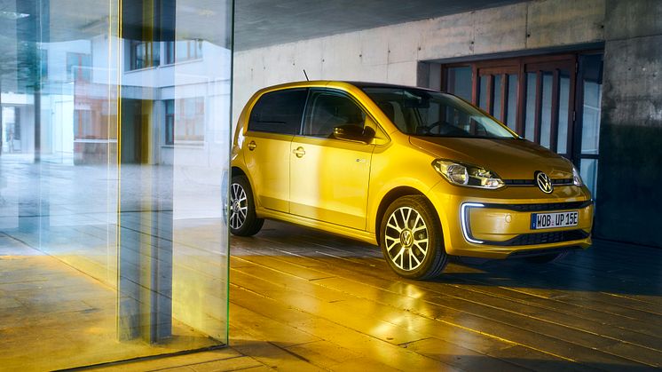 Volswagen introducerer den opdaterede  e-up! er med 260 km rækkevidde og en pris på 162.995 kr.