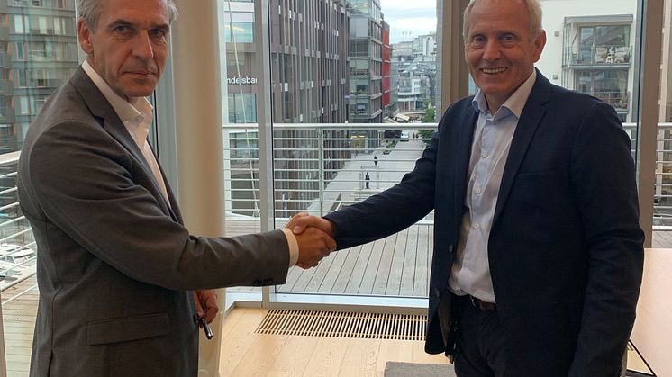 Adm.dir. i 4CastGroup/Prognosesenteret Bjørn M. Birkeland og adm.dir Stig W. Seljeseth i Ambita tror at oppkjøpet vil gi begge selskap et strategisk løft. 