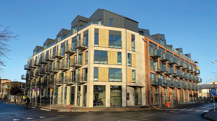 Nyproduktionsprojektet i Malmö som ska sänka trösklarna in på bostadsmarknaden står nu klart.