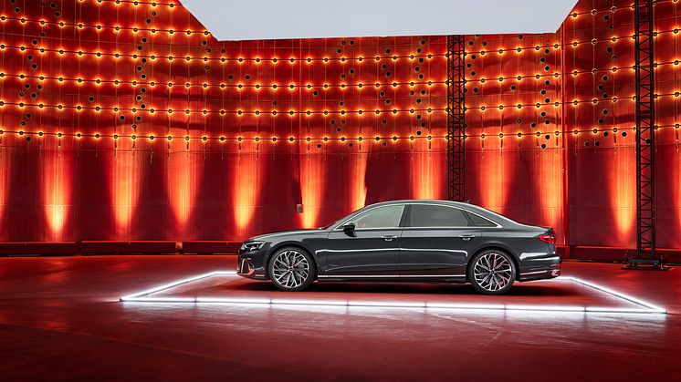 Audi A8 L