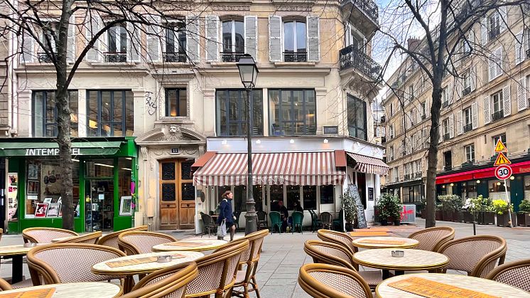DESIGN EYEWEAR GROUP FRANCE SETTLING IN THE HEART OF PARIS