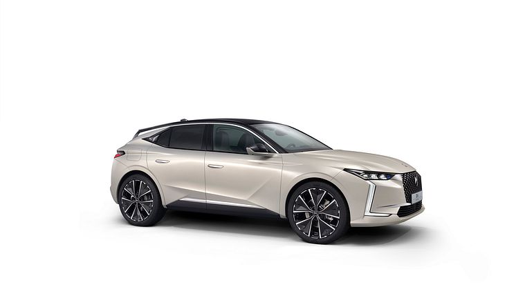 DS 4