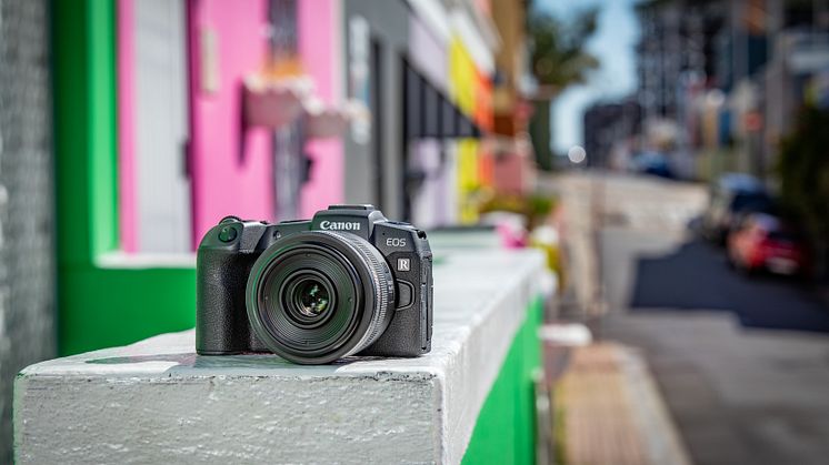 Step into the creative world of EOS R: Canon launches the compact, full frame EOS RP
