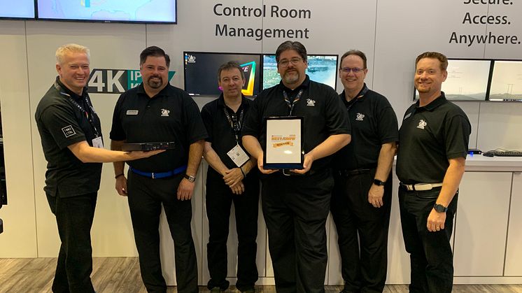 Adder team collects InfoComm 2019 Best in Show Award for the ADDERLink™ INFINITY 4000 Series
