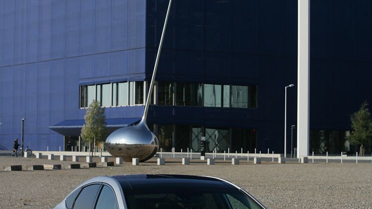 Hyundai i40 sedan skrått forfra