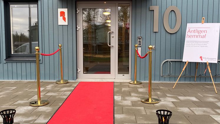 Röda mattan utrullad för alla nyinflyttade!
