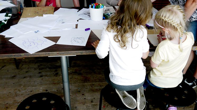 Lansering av bok om projektet Att teckna är stort!