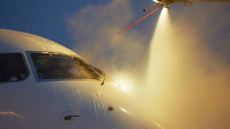En stor kund till Vilokan är flygbranschen som använder stora mängder glykol då flygplan sprutas för avisning. Bolaget renar, återvinner och säljer glykolen igen och flygindustrin blir av med avgiften för avfallshantering och ökar hållbarheten i bola