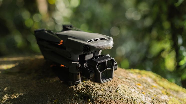 Mavic 3 Pro lifestyle 8