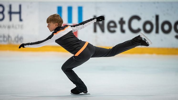 HOLIDAY ON ICE ACADEMY Sommercamp Leon Rojkov Berlin